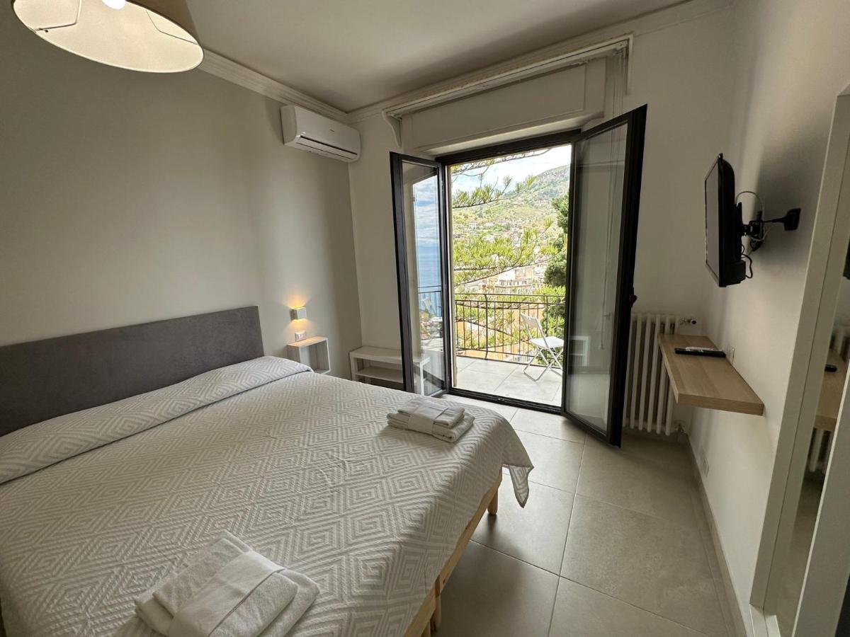 Mira Taormina Rooms Exterior photo