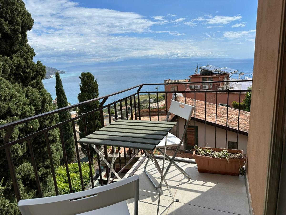 Mira Taormina Rooms Exterior photo
