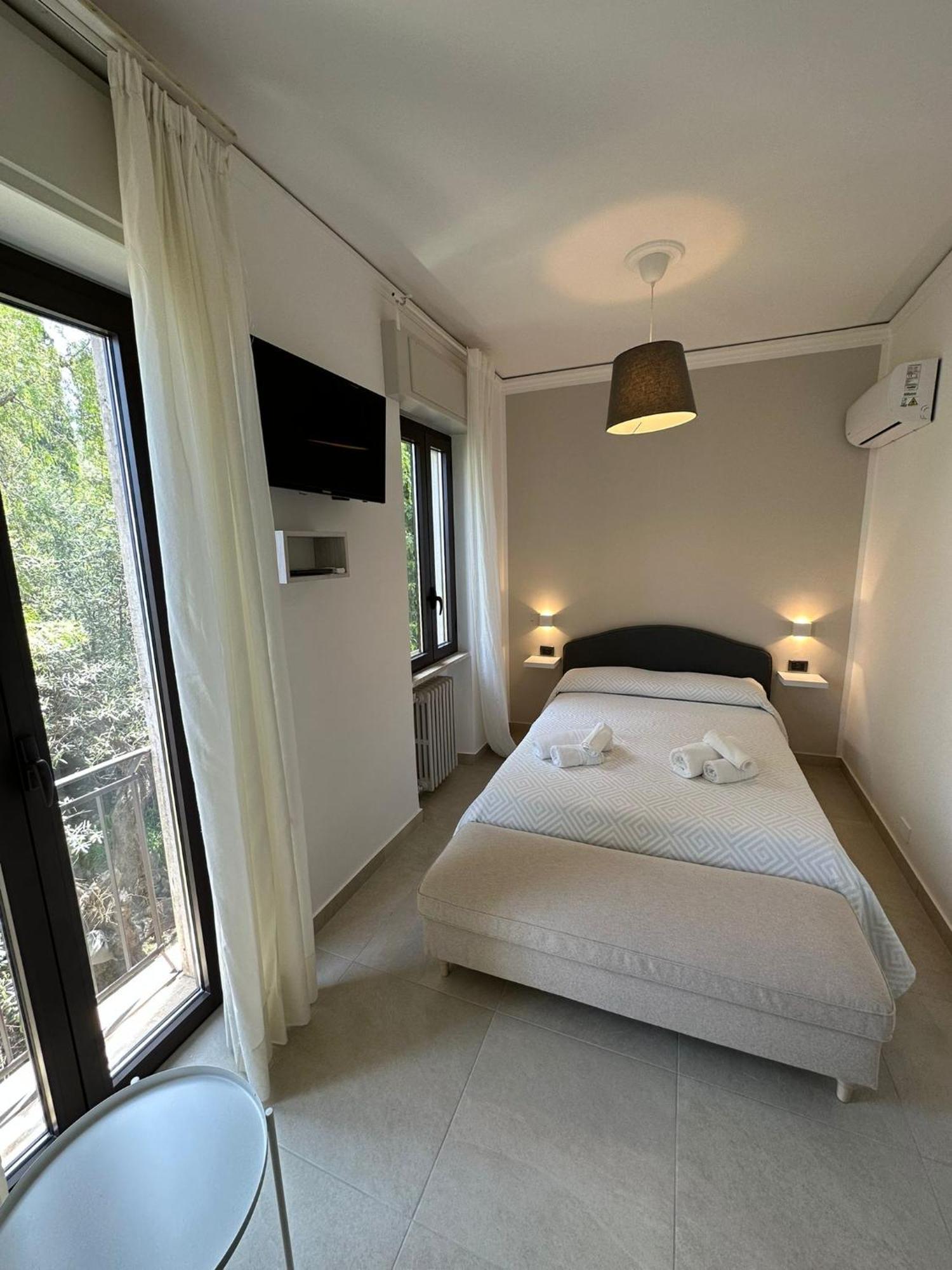 Mira Taormina Rooms Exterior photo