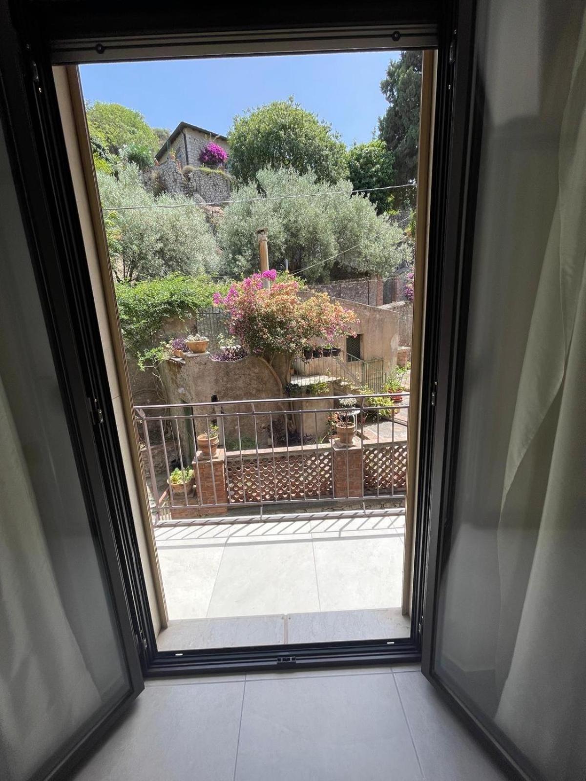 Mira Taormina Rooms Exterior photo